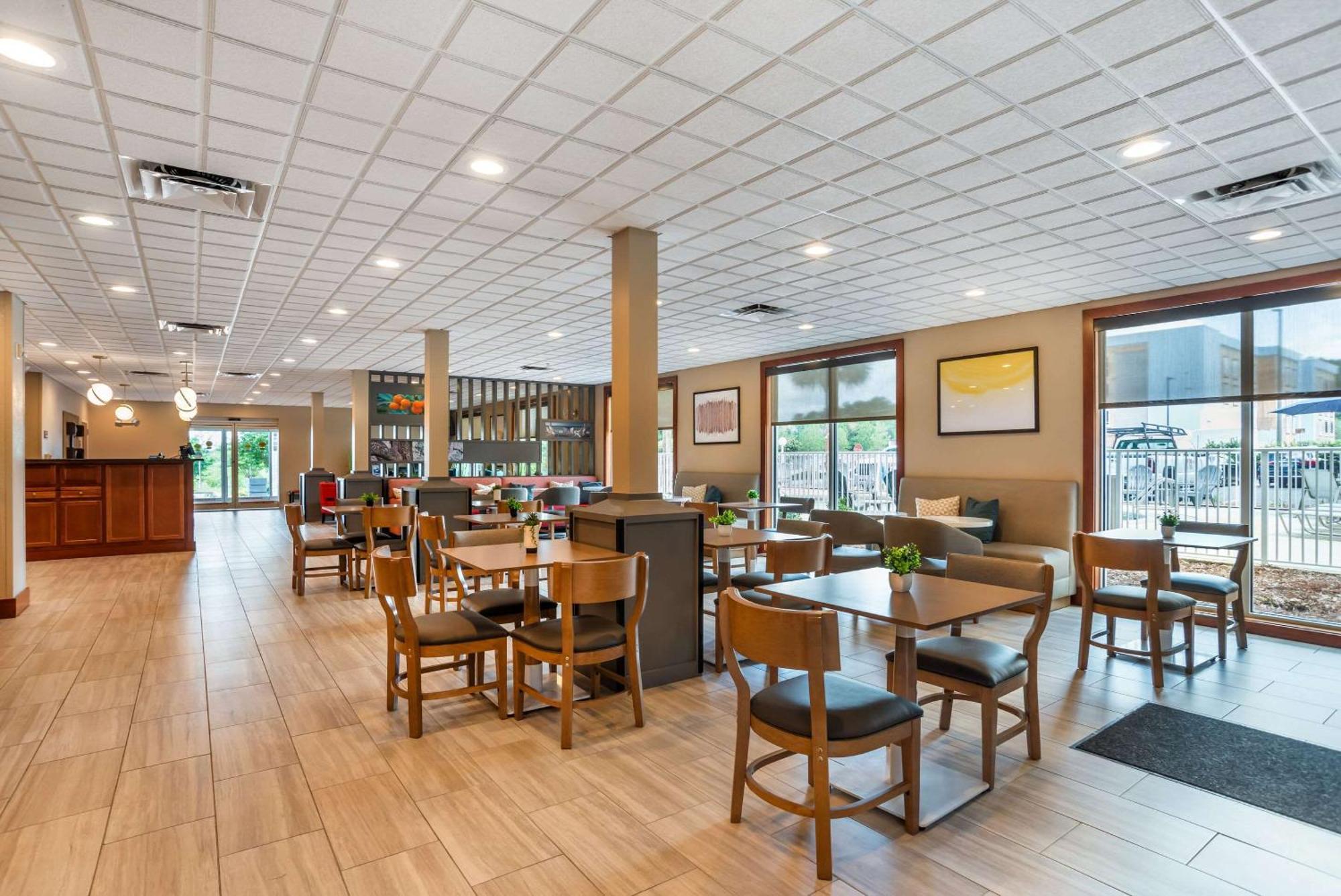 克雷斯特韦套房康福特茵酒店 克雷斯特维尤 外观 照片
